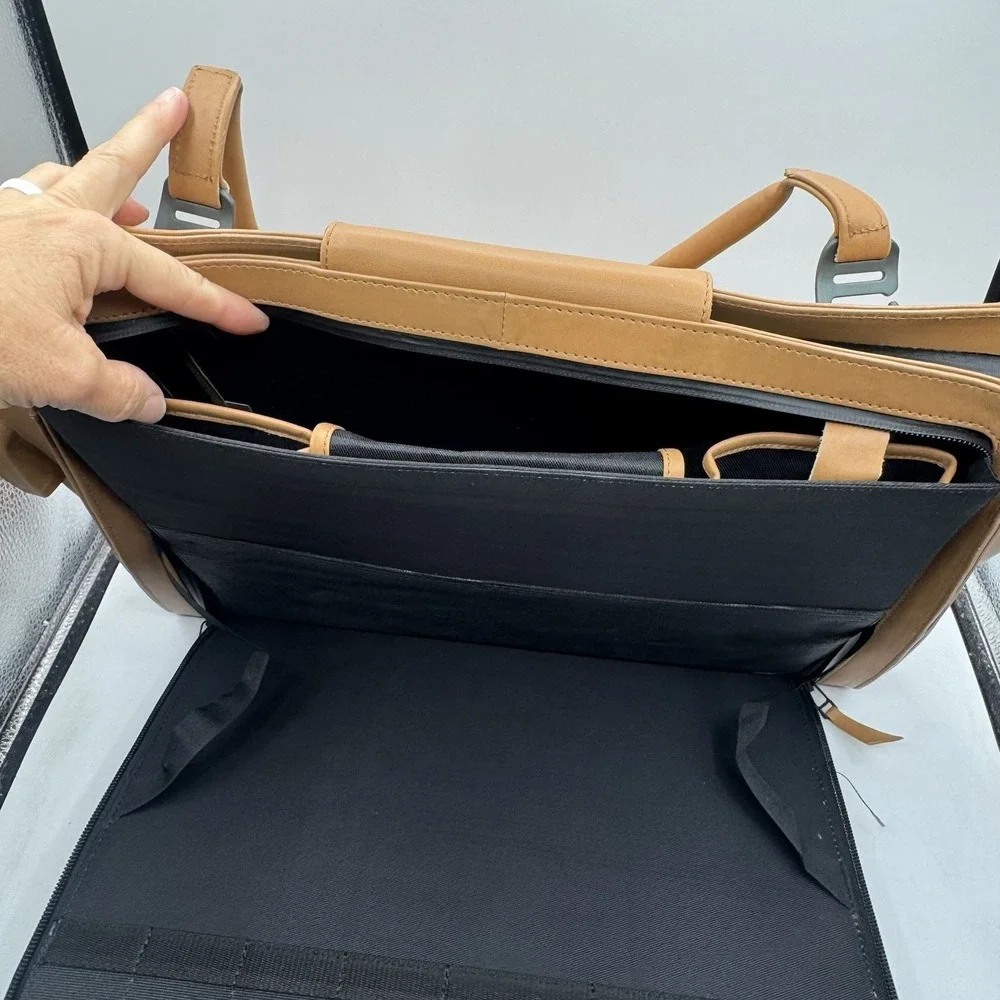 Nomahawk Urban Nomad Leather Tote Shoulder Bag Remote Laptop Platform Commuter